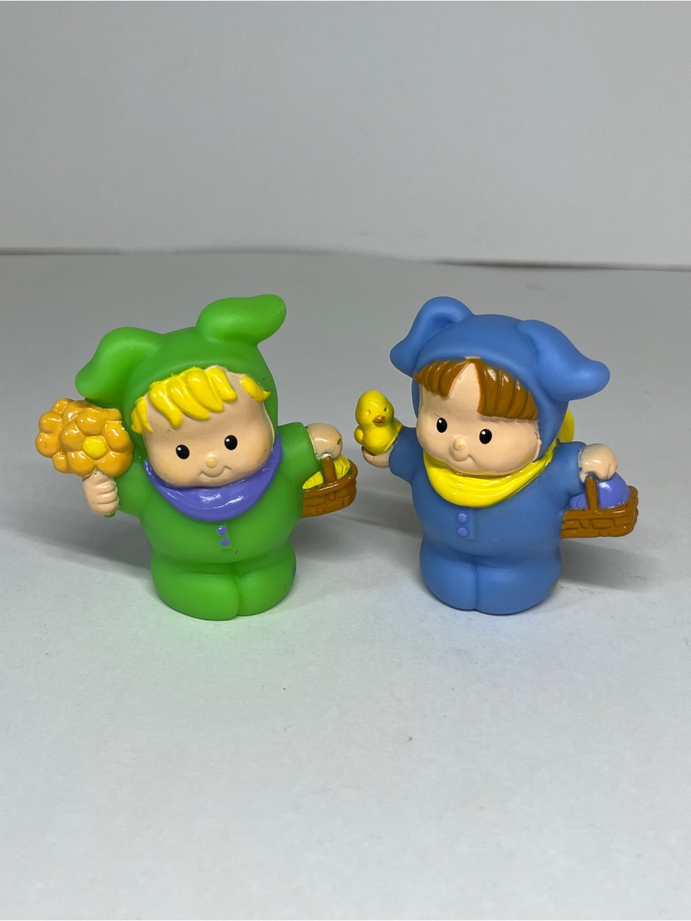 Fisher Price Little People Vintage 2002 Eddie Easter Bunny Green & Blue Toy Set
